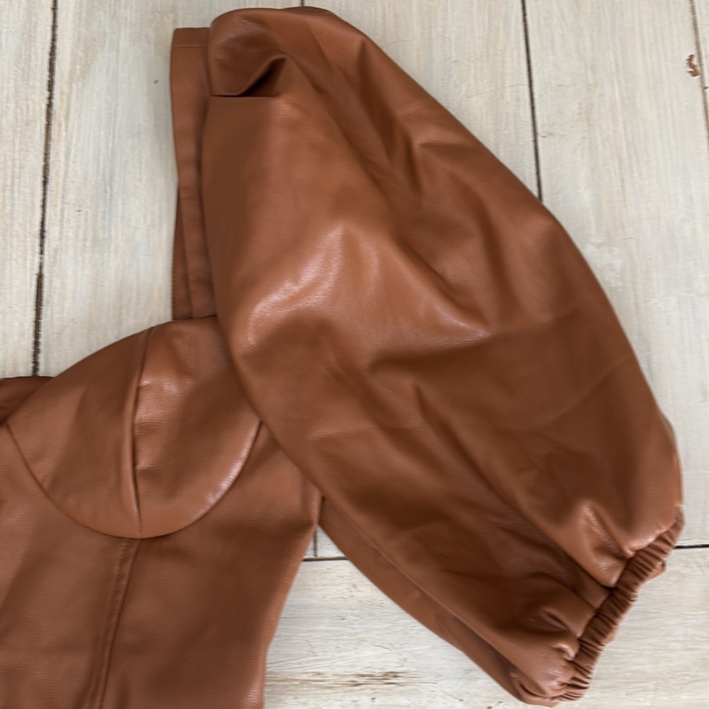 MAJORELLE Revolve Faux Leather Camel Brown Skirt & Crop Top Set Small - Picture 4 of 12